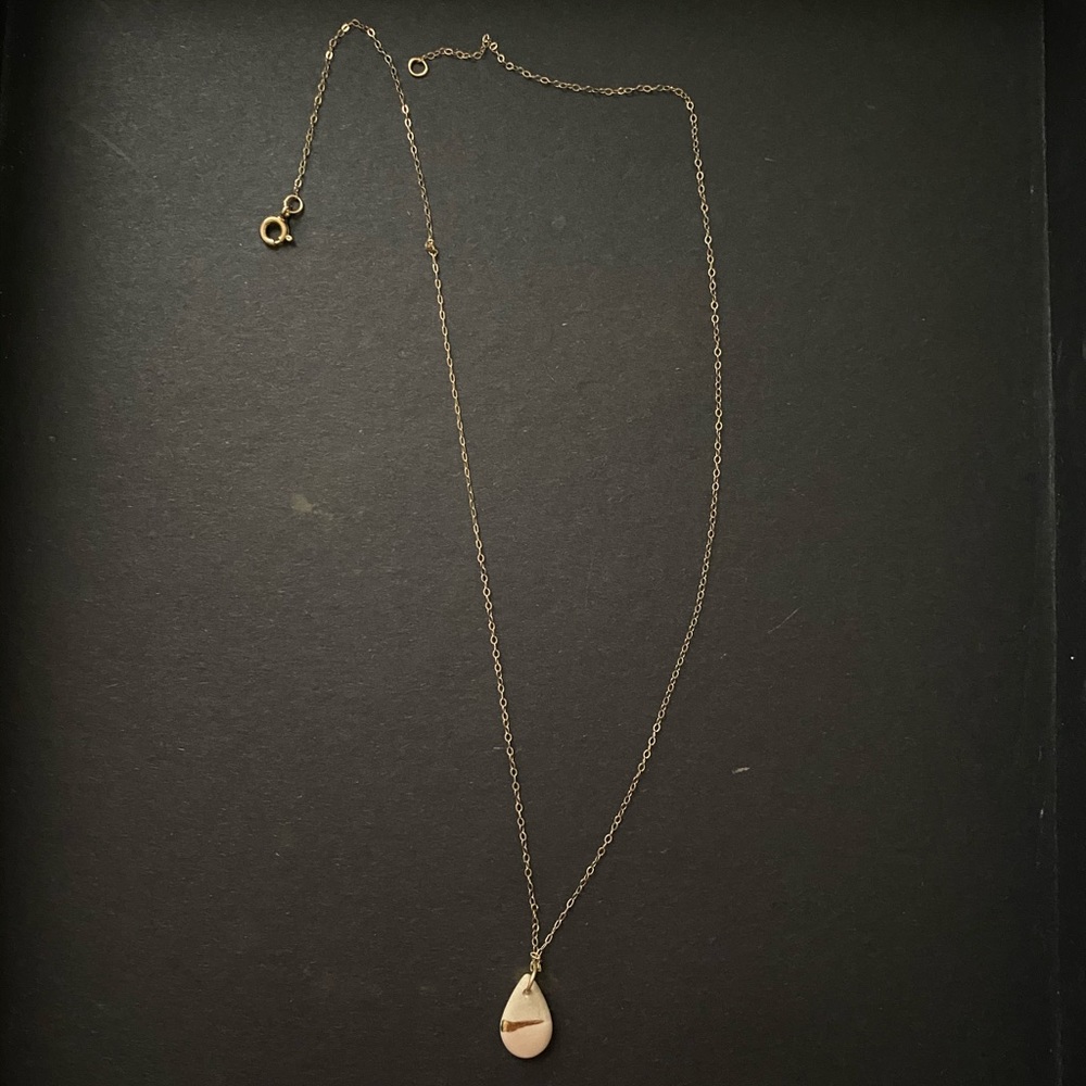 Clover post Gold pendant necklace